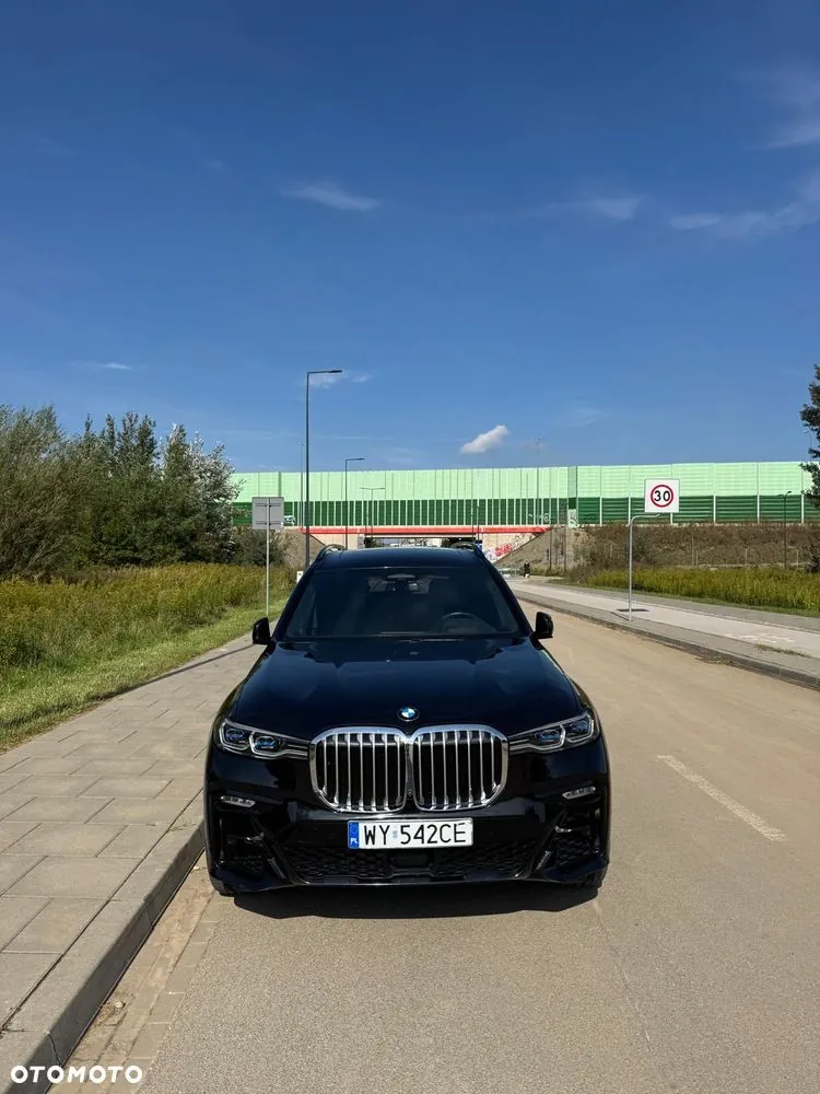 BMW X7 2021 photo 4