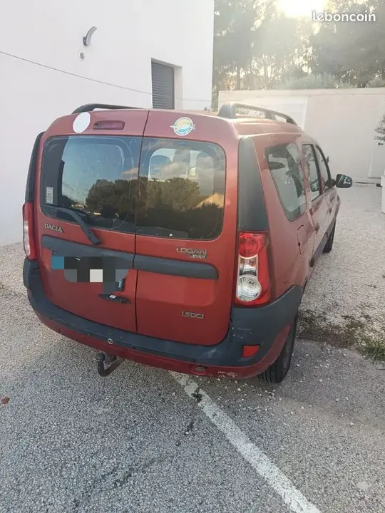 Dacia Logan 2007 photo 2