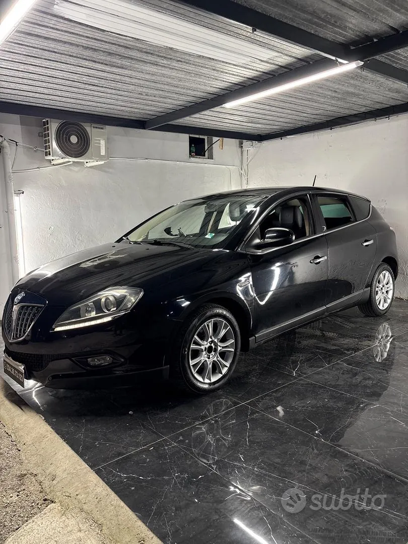 Lancia Delta 2011 photo 4