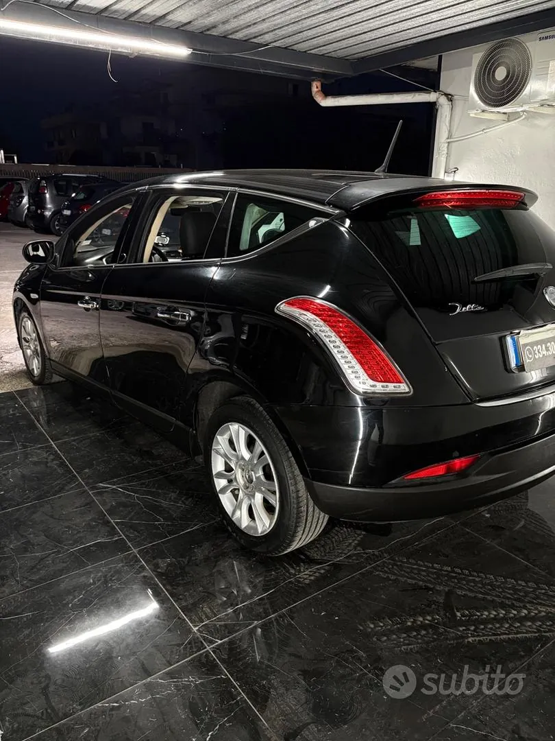 Lancia Delta 2011 photo 5