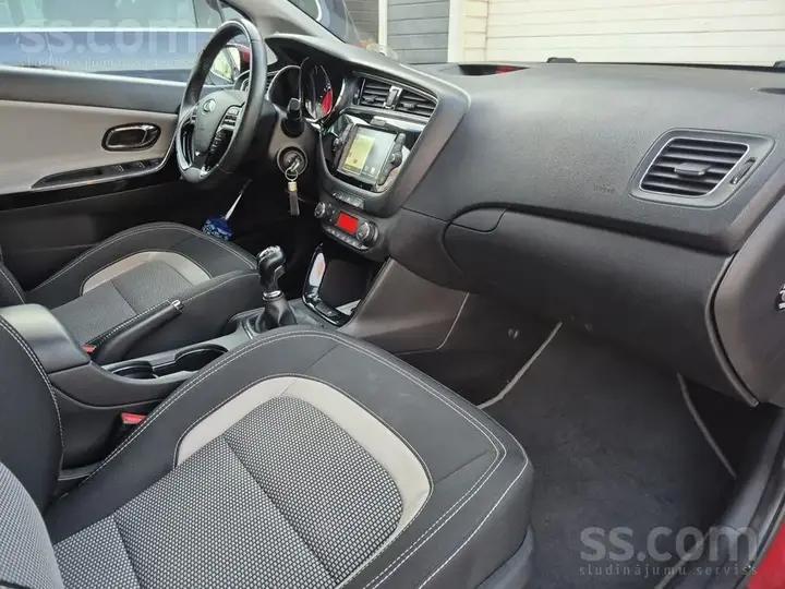 Kia Ceed 2018 photo 5