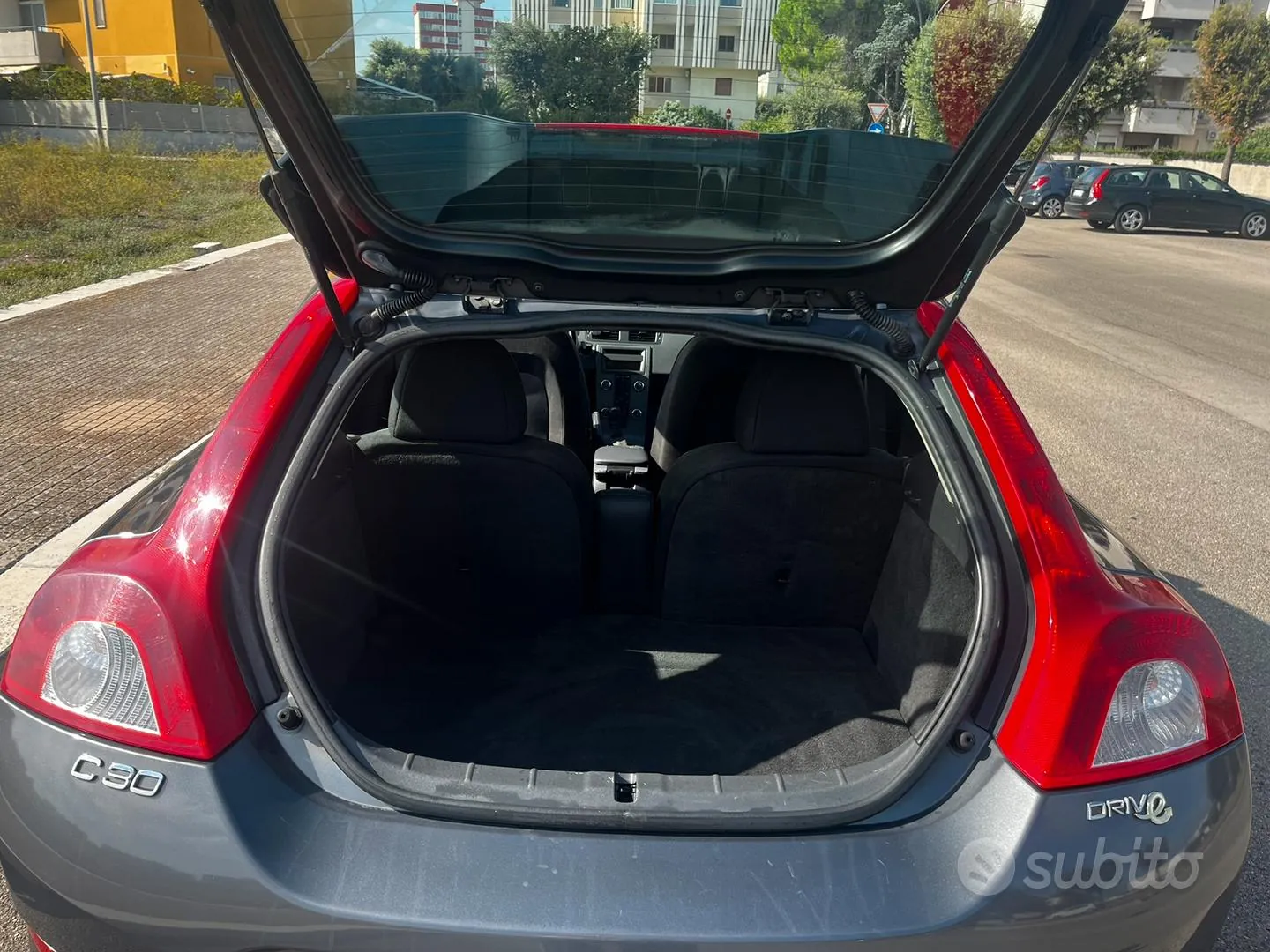 Volvo C30 2010 photo 4