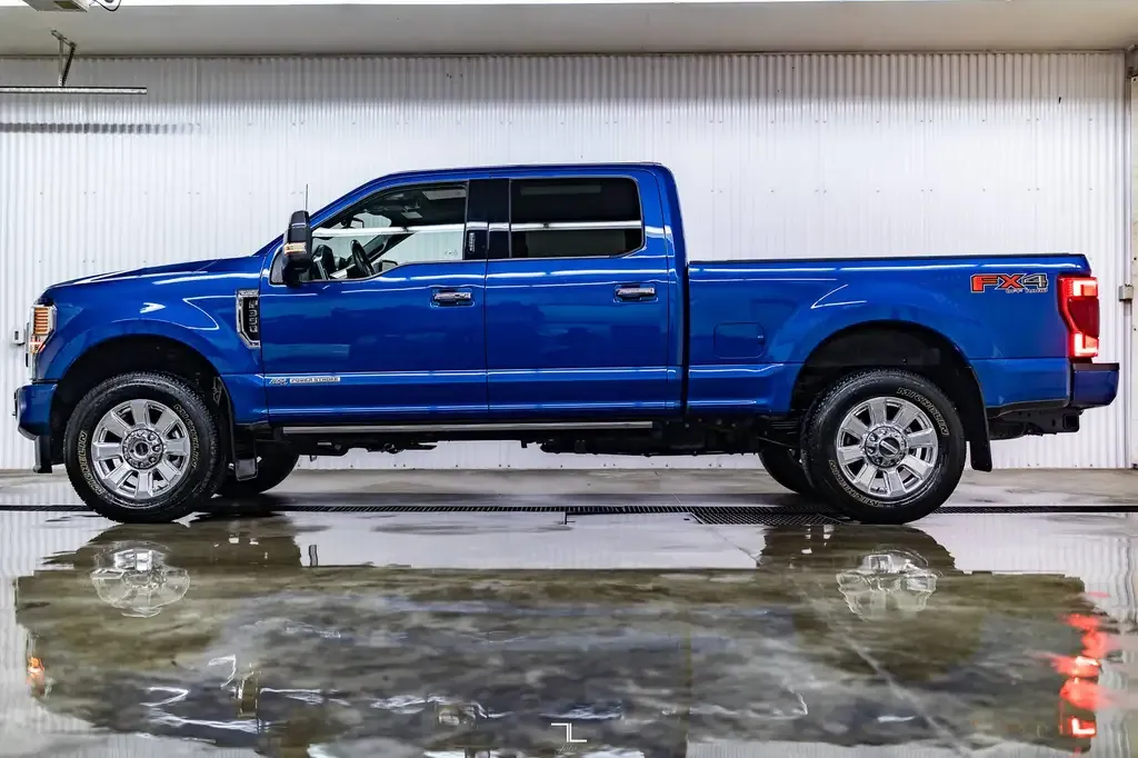 Ford F350 2022 photo 2