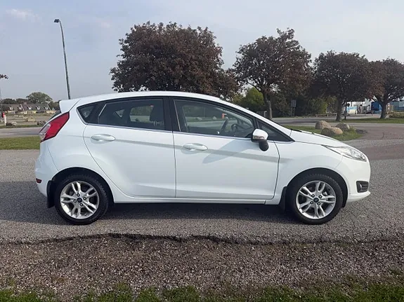 Ford Fiesta 2016 photo 5