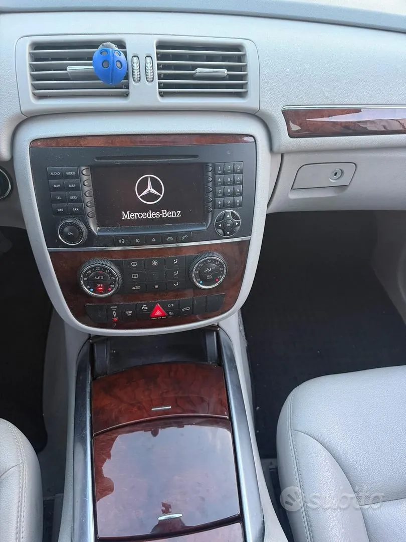 Mercedes-Benz R-320 Cdi 2006 photo 4