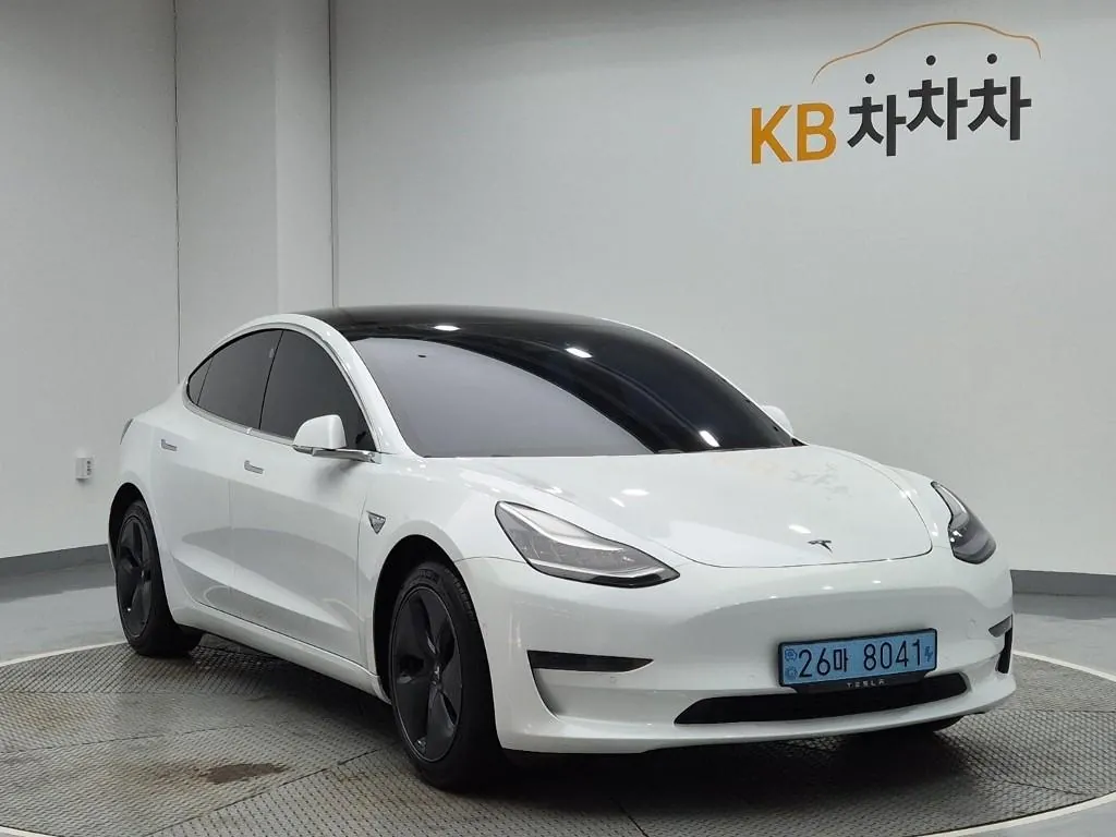Tesla Model 3 2020 photo 4