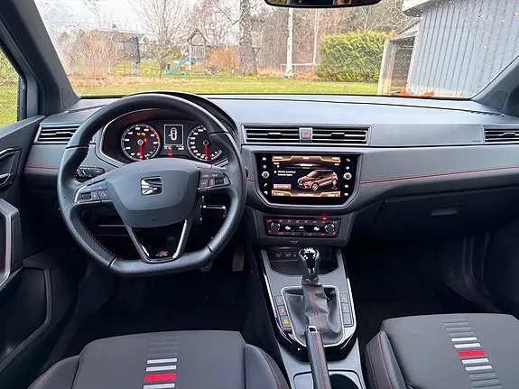 Seat Arona 2018 photo 4