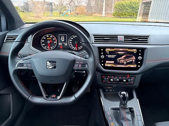 Seat Arona 2018 photo 5