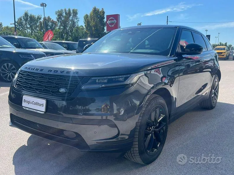 Land Rover Range Rover Velar 2024 photo 3
