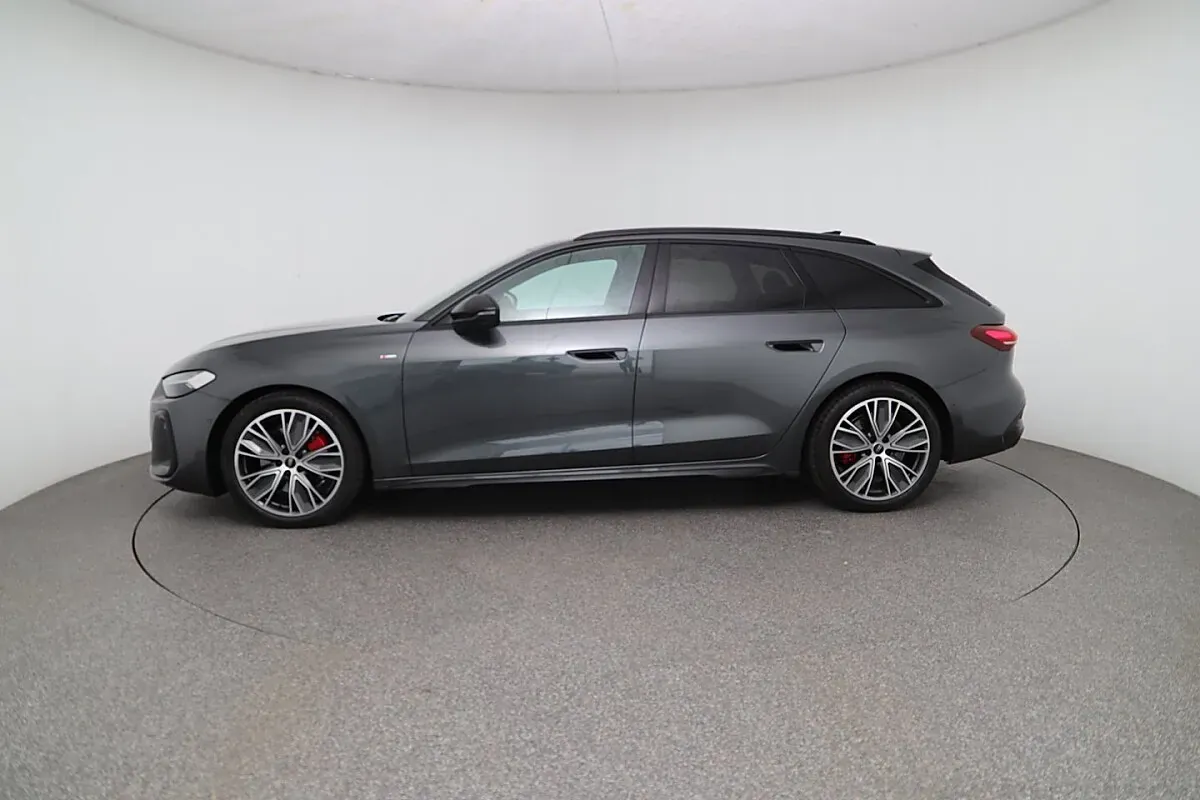 Audi A5 Avant 2026 photo 2