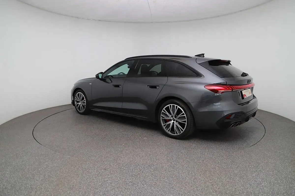 Audi A5 Avant 2026 photo 3