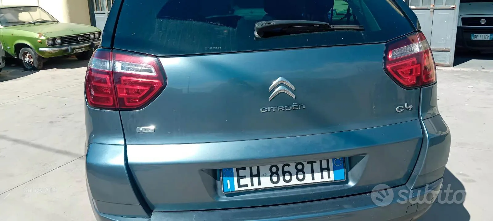 Citroen C4 Picasso 2011 photo 4