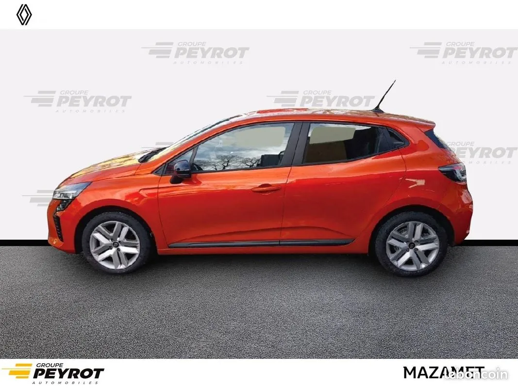 Renault Clio 2023 photo 2