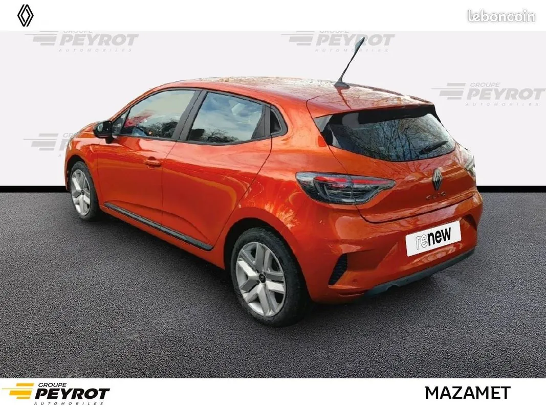 Renault Clio 2023 photo 3
