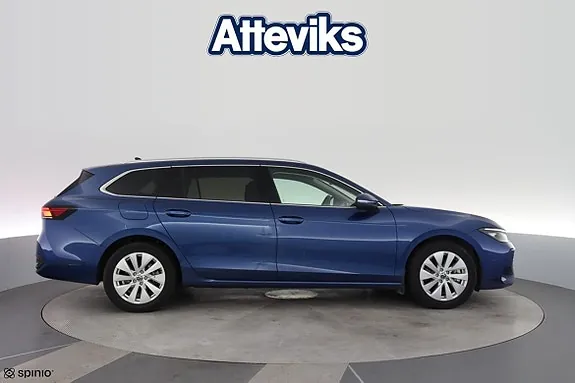 Volkswagen Passat 2025 photo 2