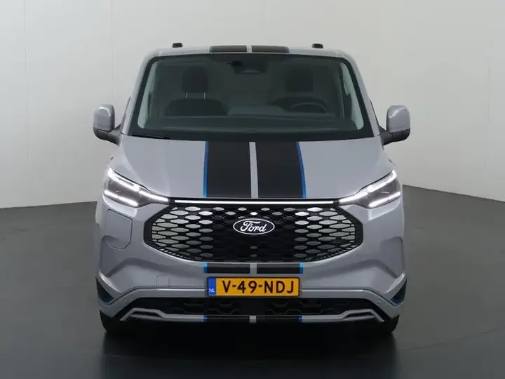 Ford E-Transit 2025 photo 3
