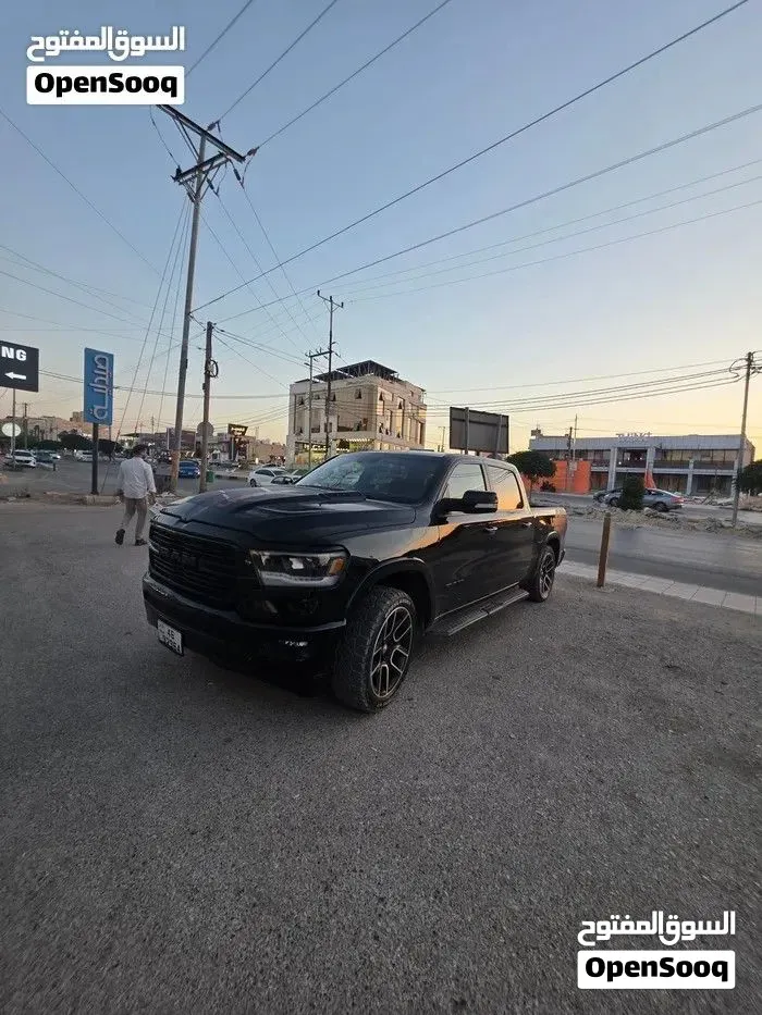 Dodge Ram Laramie 2022 photo 2