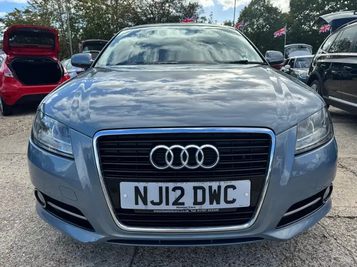 Audi A3 2012 photo 2