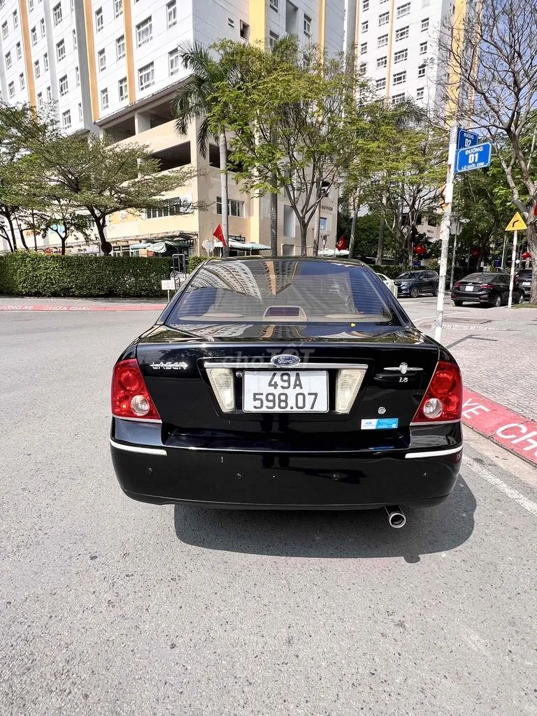 Ford Laser 2004 photo 2