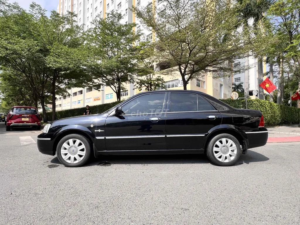 Ford Laser 2004 photo 3