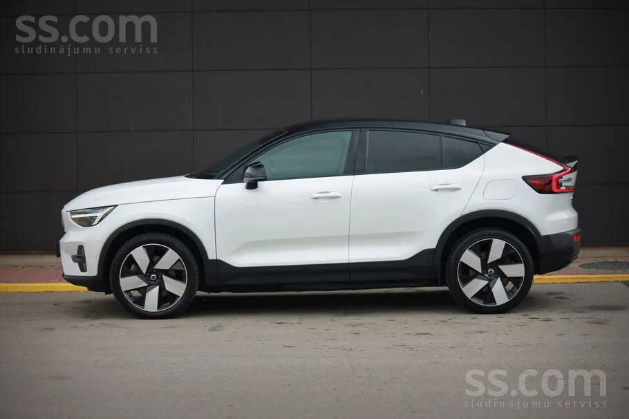 Volvo C40 2021 photo 3