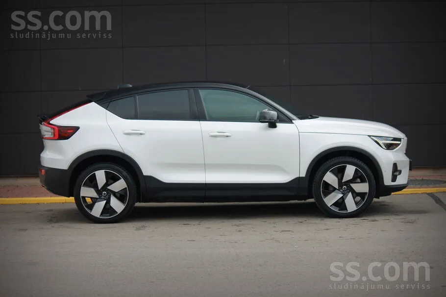 Volvo C40 2021 photo 4