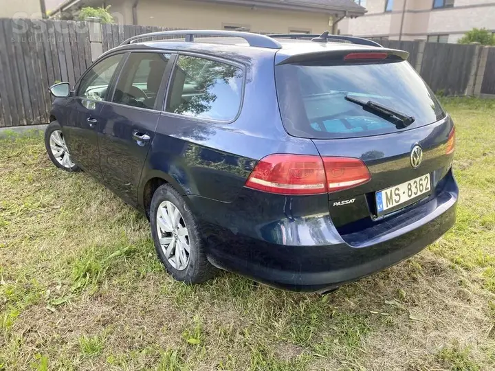 Volkswagen Passat 2011 photo 5