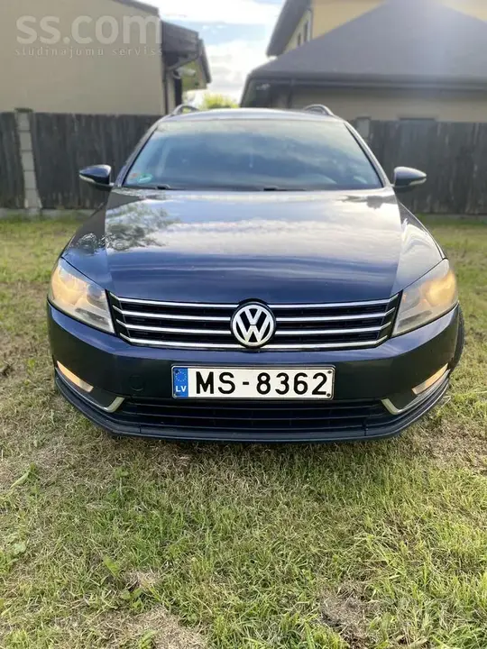 Volkswagen Passat 2011 photo 3