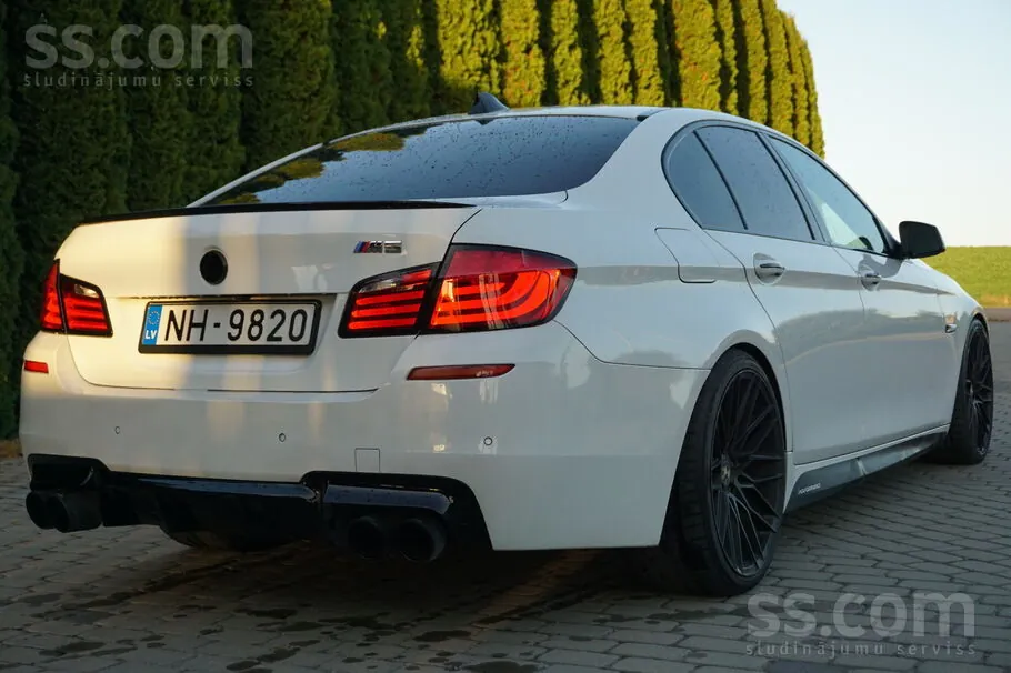 BMW 530D 2010 photo 3