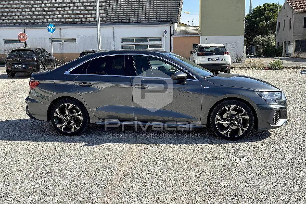 Audi A3 2023 photo 4