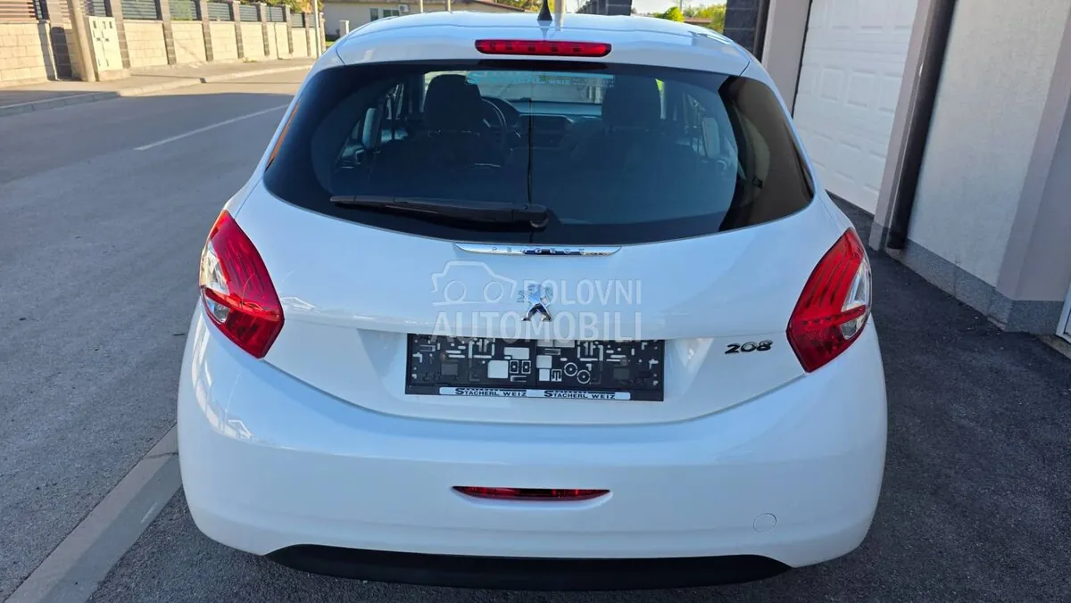 Peugeot 208 2013 photo 5
