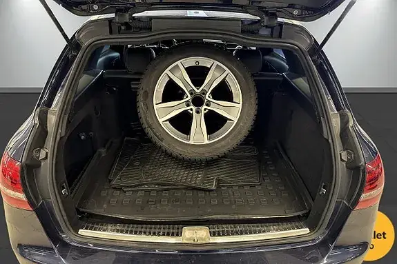 Mercedes-Benz C200 2019 photo 5