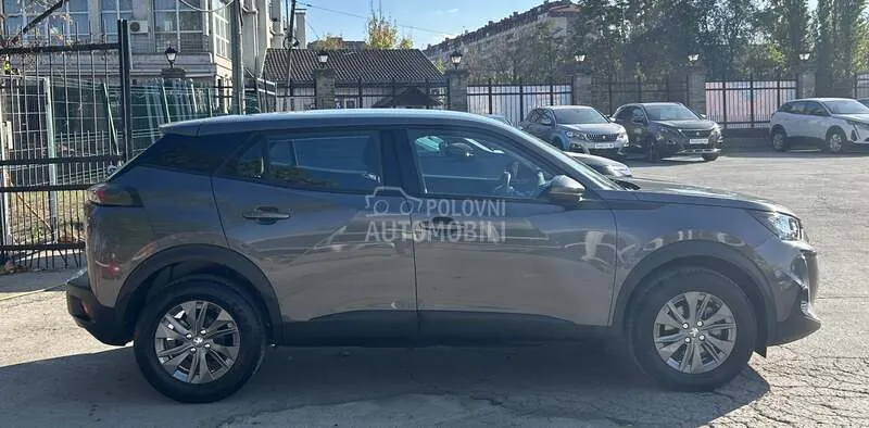 Peugeot 2008 2020 photo 4