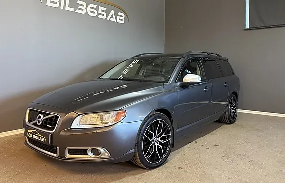 Volvo V70 2012 photo 3