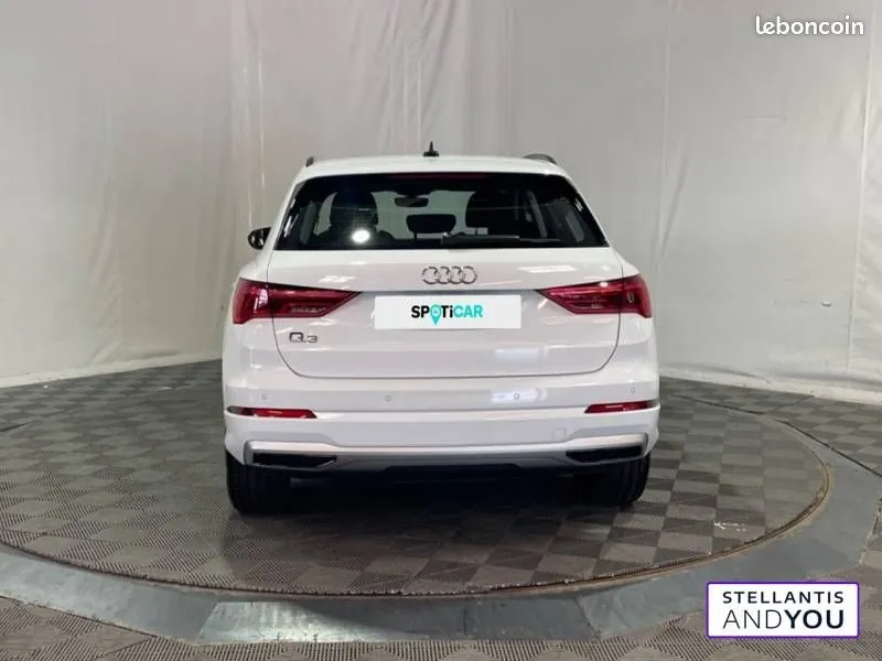 Audi Q3 2022 photo 4