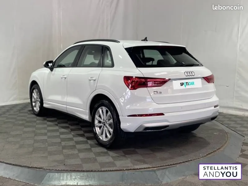 Audi Q3 2022 photo 3