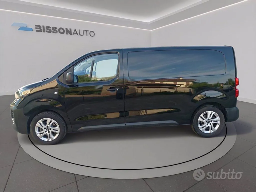 Opel Vivaro 2024 photo 2