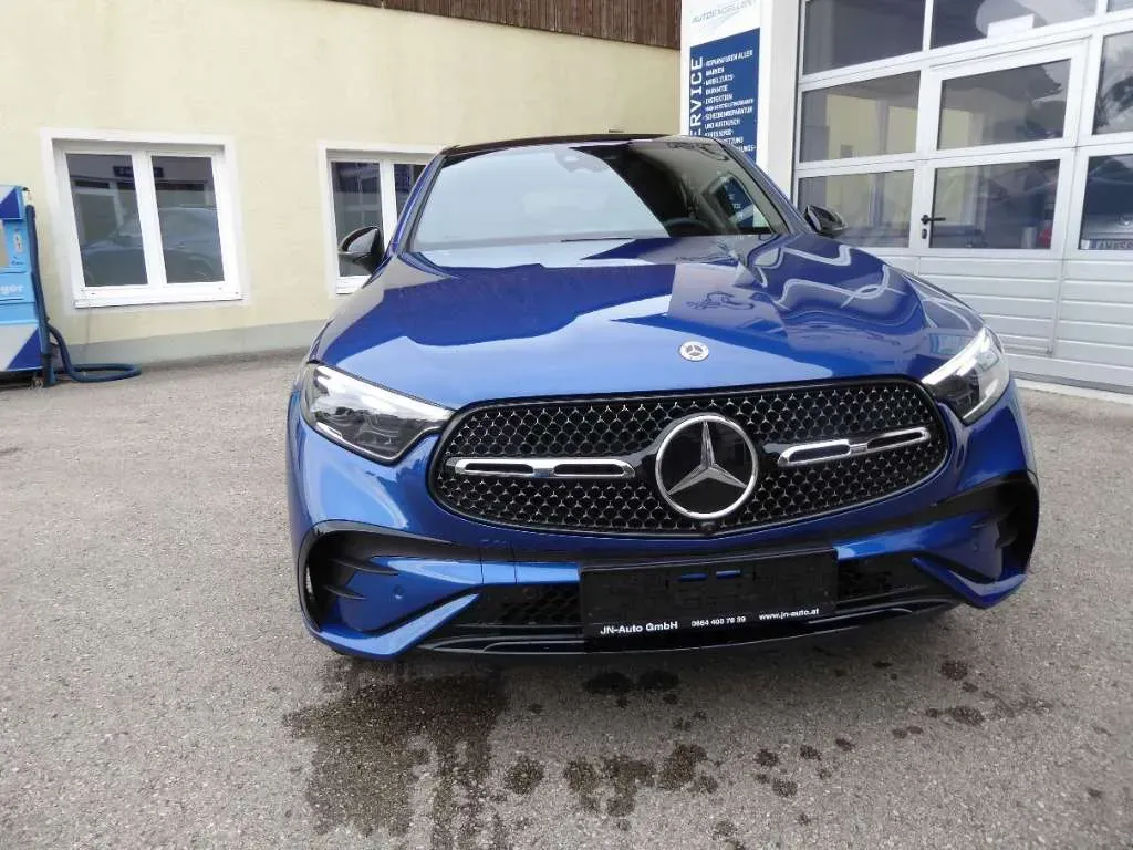 Mercedes-Benz Glc-Class 2024 photo 2
