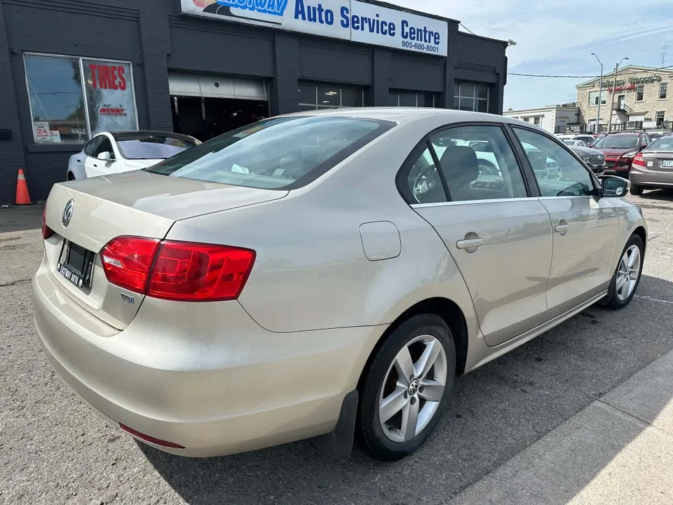 Volkswagen Jetta 2014 photo 4