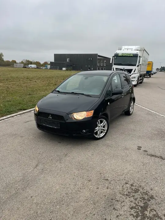 Mitsubishi Colt