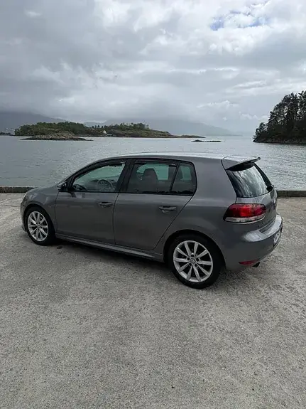 Volkswagen Golf 6 2012 photo 2