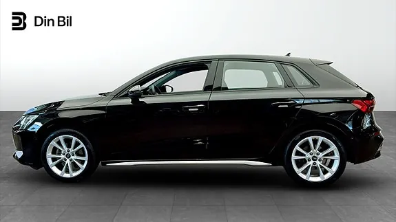 Audi A3 2025 photo 2