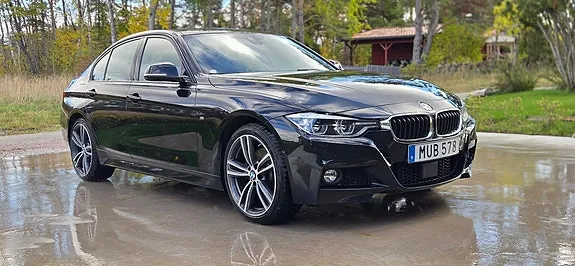 BMW 330I