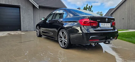 BMW 330I 2016 photo 3