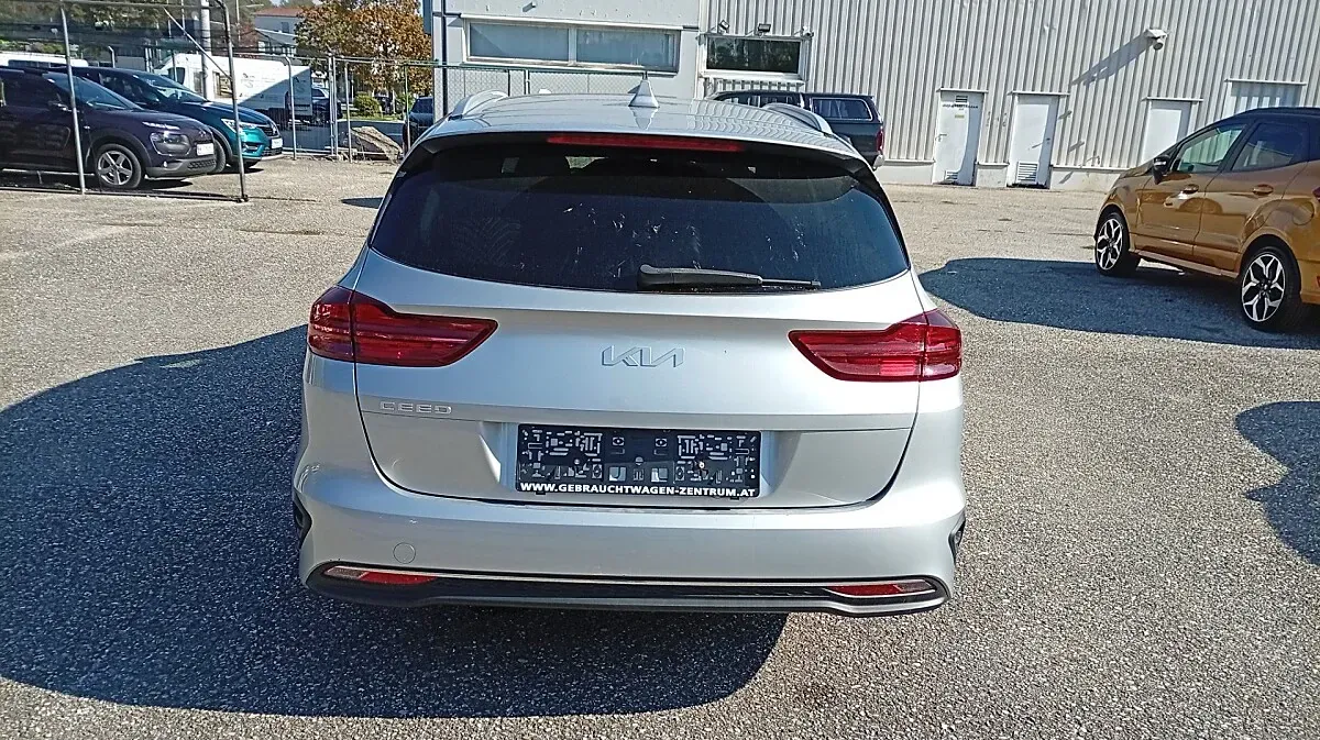 Kia Ceed 2023 photo 2