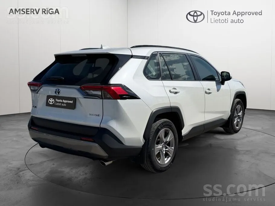 Toyota Rav4 2022 photo 2