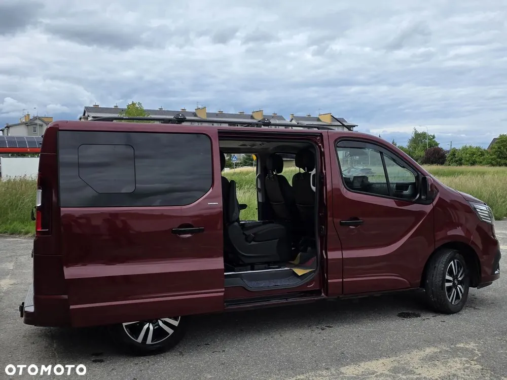 Renault Trafic 2023 photo 3
