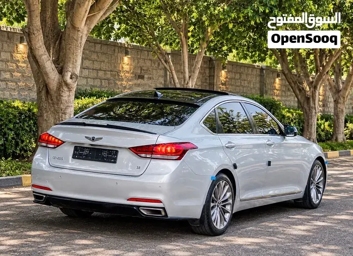 Genesis G80 2016 photo 3