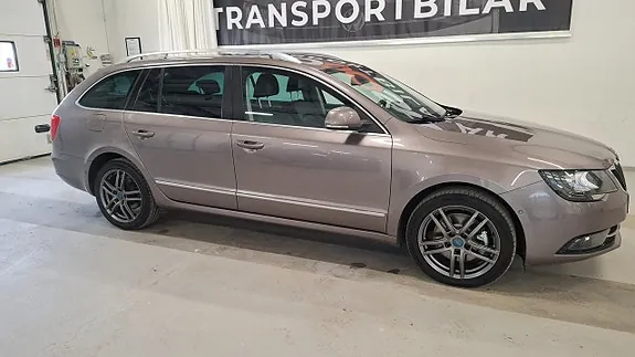 Skoda Superb 2014 photo 3