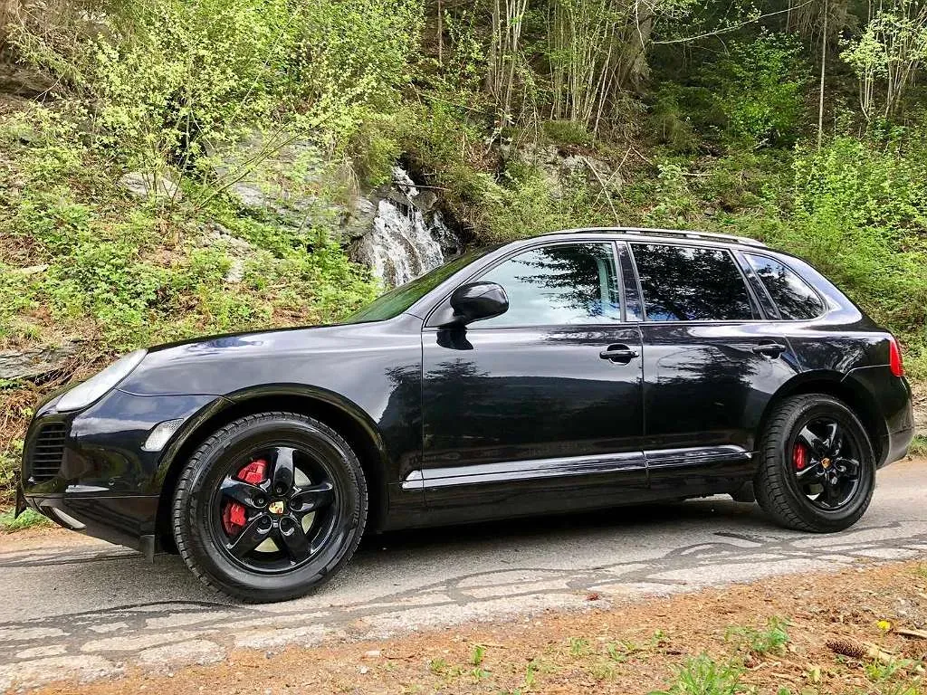 Porsche Cayenne 2003 photo 2